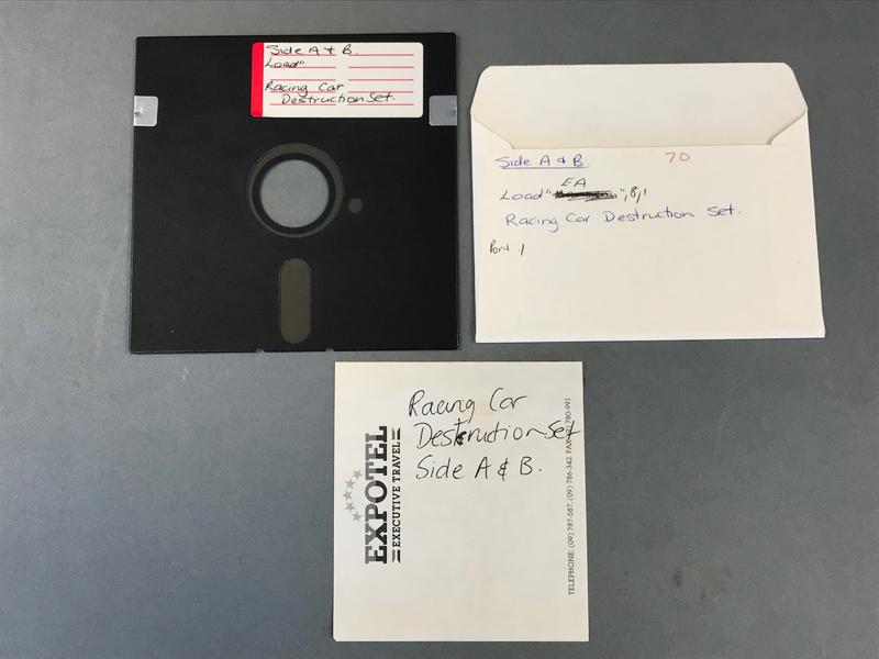 Floppy Disk 64 Game Racing Car Destruction Set] Museum of