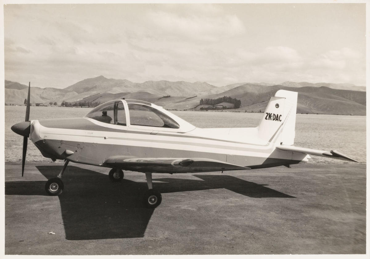 2 3 70 Omaka ZK DAC AESL Airtourer 115 Photograph Museum Of 
