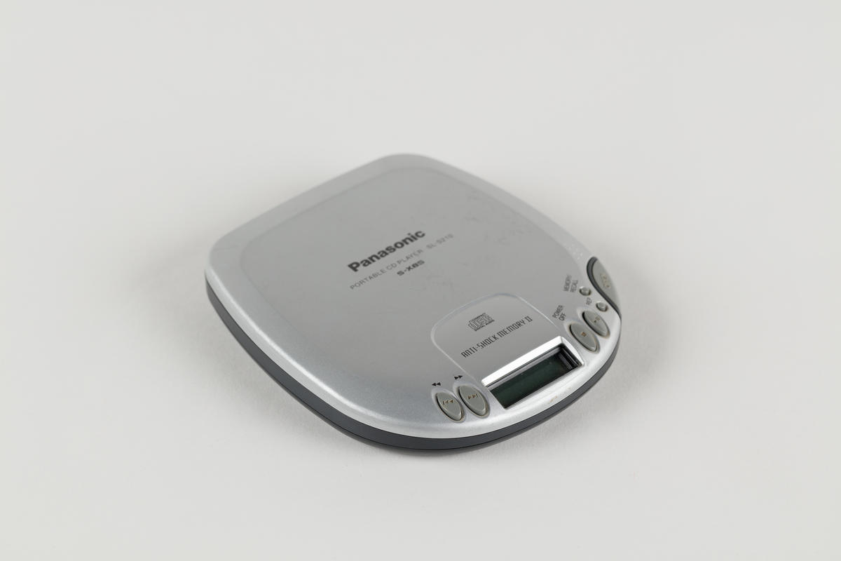 ★希少品★【Panasonic Portable CD Player 】 Portable CD Player [Panasonic] - Museum of Transport and